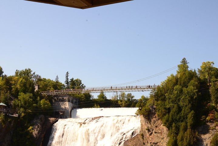 Montmorency Falls E-Bike Tour with Cable Car and Suspension Bridge from Old Quebec (7/12)