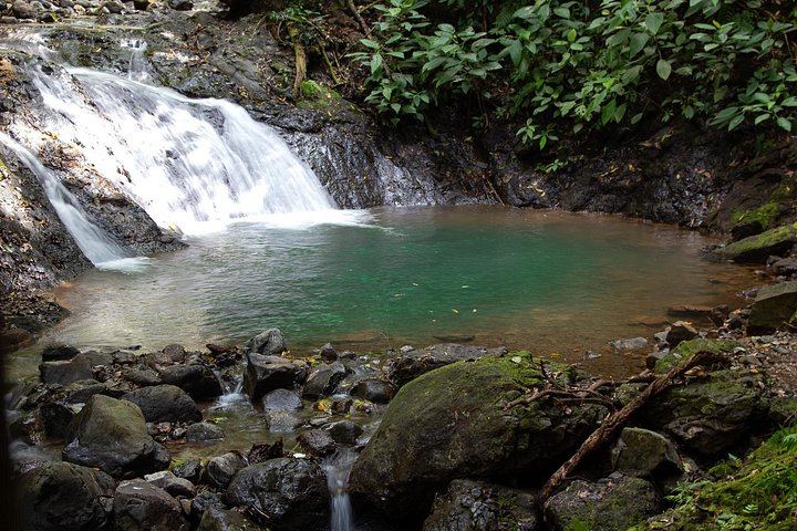 Guided Jaco Rainforest Hike to 10 Waterfalls with Cliff Jumping and Waterfall Climbing (2/11)