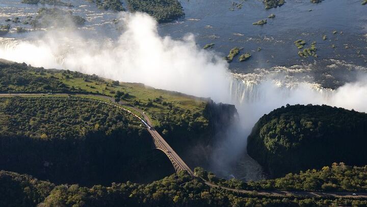 Victoria Falls Zambian Side Tour with Wildlife Stops, Soda and Craft Centre Visit (1/12)