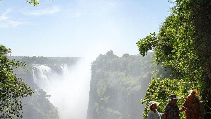 Victoria Falls and Chobe 2-Day Combo With Sunrise Falls Tour and Boat Safari (4/9)