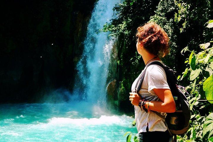 Rio Celeste Four-Hour Hike to the Blue Waterfall from La Fortuna (1/8)