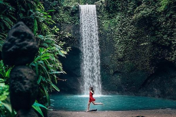 Ubud Hidden Gems Private Tour: Tukad Cepung, Kanto Lampo, Tibumana, Tirta Empul
