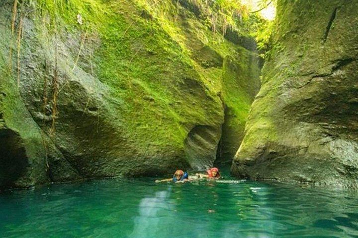Private Roseau Valley Tour for Up to 6: Freshwater Lake, Ti Tou Gorge, Hot Springs (2/4)