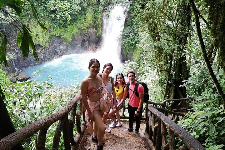Rio Celeste Hike to Los Teñideros, Waterfall and River Swim at Don Alexis Farm (3/12)