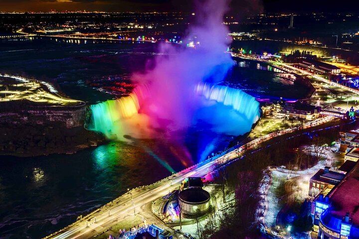 Niagara Falls Evening Minibus Tour from Toronto with Cruise, Dinner Option and Tower (1/12)