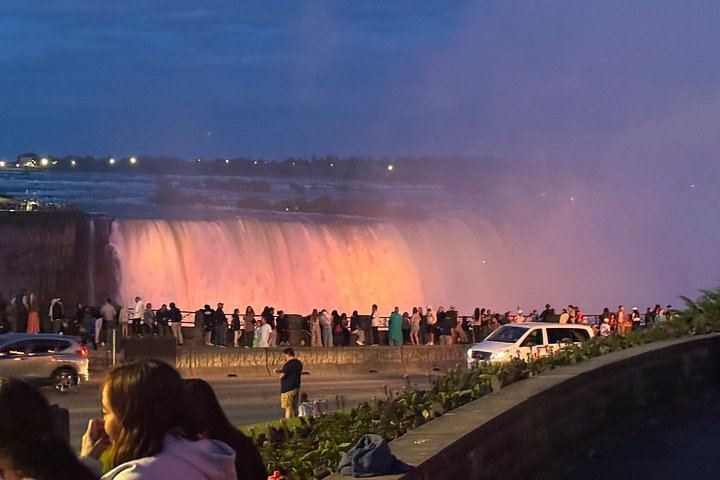 Toronto Evening Coach Tour to Niagara Falls with Whirlpool Rapids and Maple Tasting (1/12)