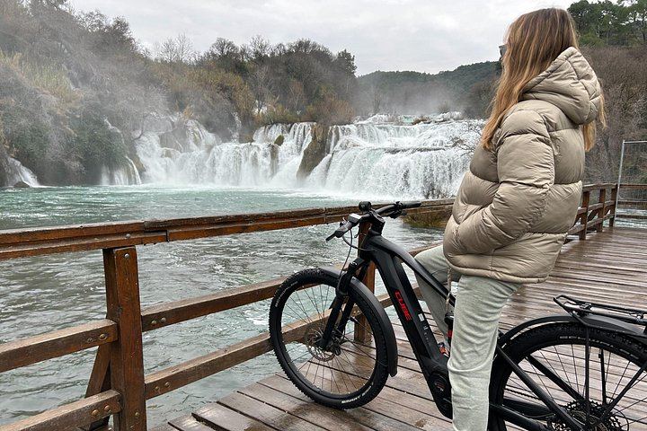 Krka National Park E-Bike Rental at Skradin with Helmet, Map, Lock and GPS Tag (3/6)