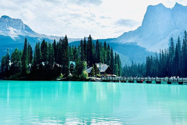 Small-Group Yoho and Kootenay Day Tour: Takakkaw Falls, Emerald Lake, Marble Canyon