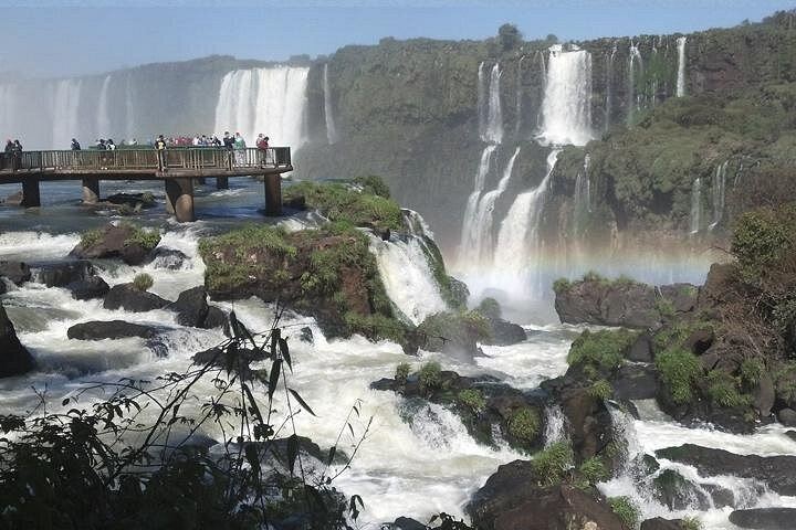 Iguassu Falls Brazilian Side Minivan Tour with Hotel Pickup from Foz do Iguacu (1/12)