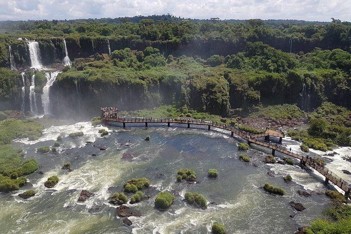 Iguassu Falls Brazilian Side Minivan Tour with Hotel Pickup from Foz do Iguacu (11/12)