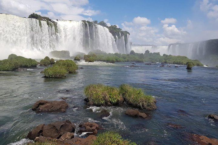 Iguassu Falls Brazilian Side Minivan Tour with Hotel Pickup from Foz do Iguacu (8/12)