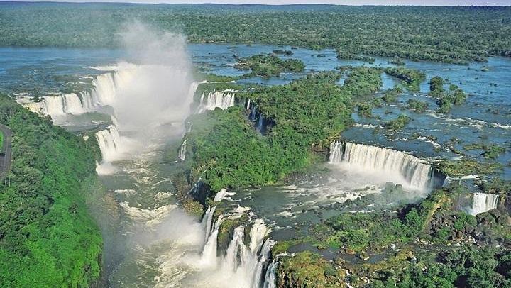 Iguassu Falls Brazilian Side Minivan Tour with Hotel Pickup from Foz do Iguacu (4/12)