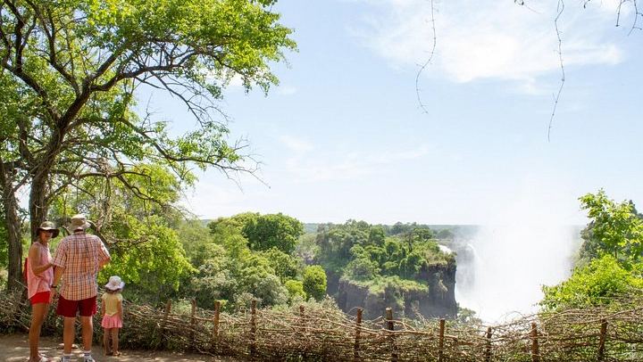 Victoria Falls and Chobe 2-Day Combo With Sunrise Falls Tour and Boat Safari (2/9)