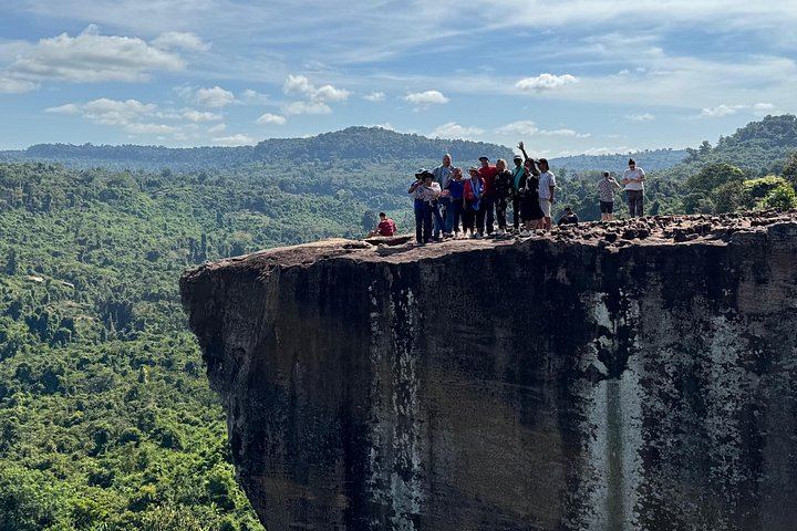 Phnom Kulen Day Trip with Two-Tier Waterfall, River of 1000 Lingas and Khmer Village Visit (7/12)