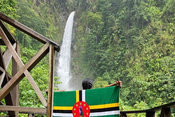 Dominica Day Tour: Freshwater Lake, Ti Tou Gorge, Trafalgar Falls, Hot Springs (10/12)