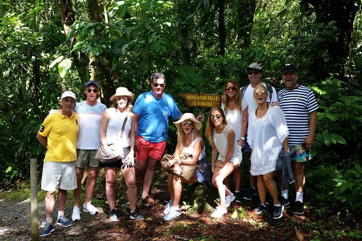 Middleham Falls Hike and Ti'tou Gorge Swim: Half-Day from Roseau with Pickup (5/6)