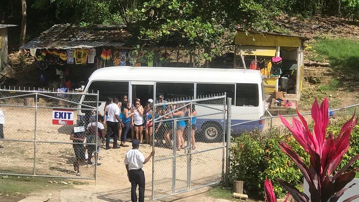 Private Customized Montego Bay Day Trip to Blue Hole and Secret Falls, Fees Included (1/12)