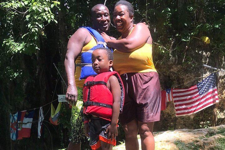 Private Customized Montego Bay Day Trip to Blue Hole and Secret Falls, Fees Included (2/12)