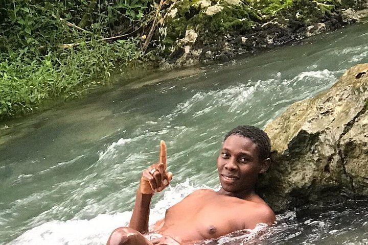 Private Customized Montego Bay Day Trip to Blue Hole and Secret Falls, Fees Included (4/12)