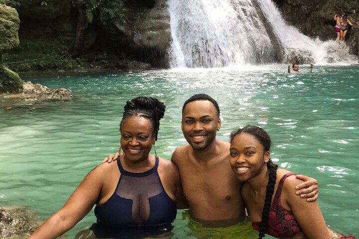 Private Customized Montego Bay Day Trip to Blue Hole and Secret Falls, Fees Included (11/12)