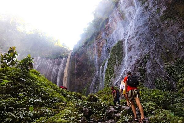 Tumpak Sewu Waterfall Trek with Motorbike Shuttle and Hotel Pickup from Malang