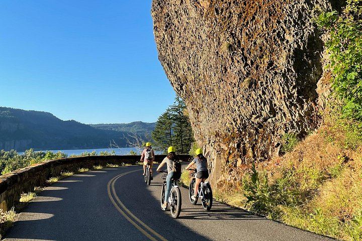 Self-Guided Multnomah Falls E-Bike Rental Tour to Gorge Waterfalls, 3.5 Hours (5/12)