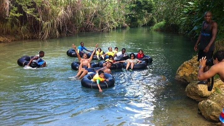 Dunn's River Falls Climb and White River Tubing with Jerk Lunch Stop, Ocho Rios (1/12)