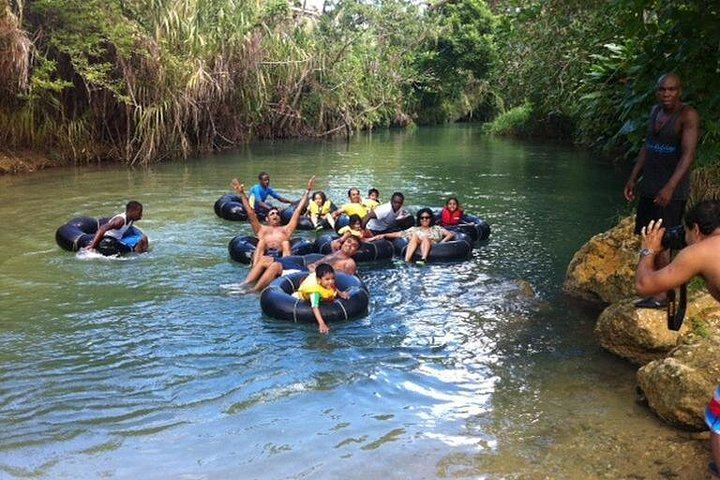 Dunn's River Falls Climb and White River Tubing with Jerk Lunch Stop, Ocho Rios (1/12)