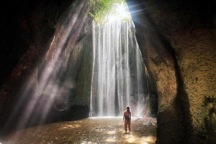 Bali Day Tour to Four Waterfalls: Tegenungan, Tukad Cepung, Kanto Lampo, Tibumana (1/12)