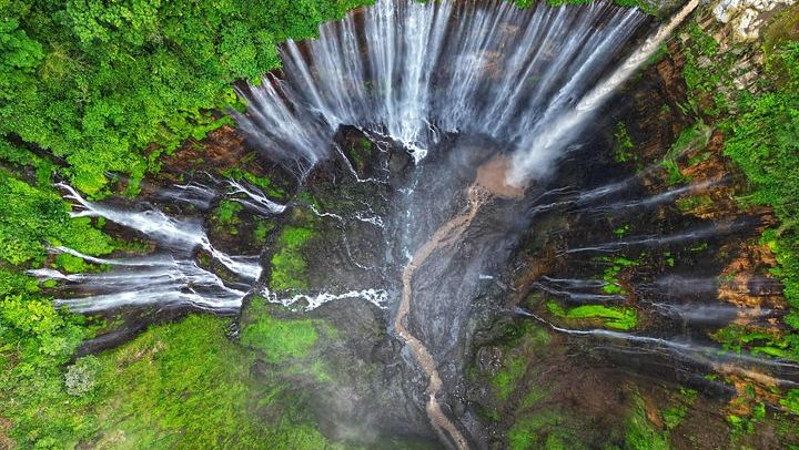 Tumpak Sewu, Telaga Biru and Goa Tetes Private Day Trip from Malang or Surabaya (1/12)