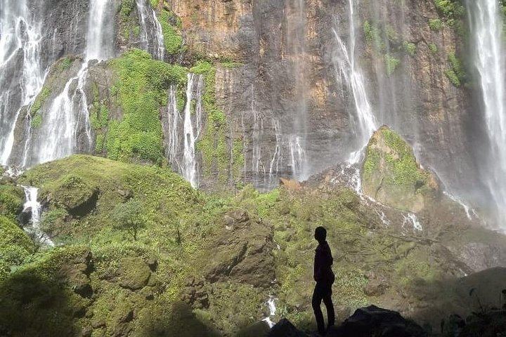 Mount Bromo Sunrise and Tumpak Sewu Waterfall Private Tour from Surabaya, 4x4 Jeep (6/12)