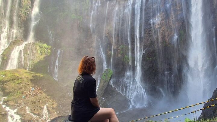 Three-Day Tumpak Sewu, Bromo Sunrise and Ijen Blue Fire Tour from Malang (2/7)