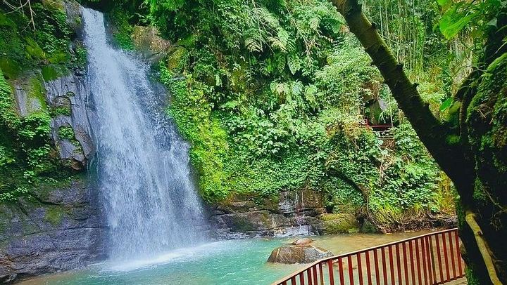 Ubud Three Waterfalls Tour: Kanto Lampo, Tibumana and Suwat with Bamboo Raft (2/12)