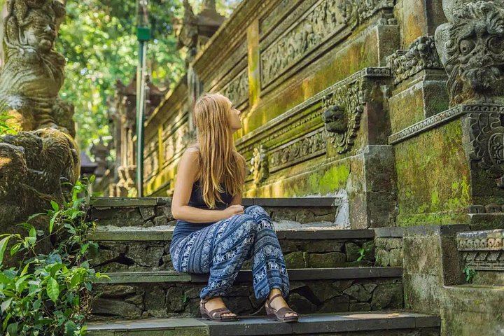 Ubud Charter Tour: Tegenungan Waterfall, Gunung Kawi Sebatu, Monkey Forest, Swing (7/12)