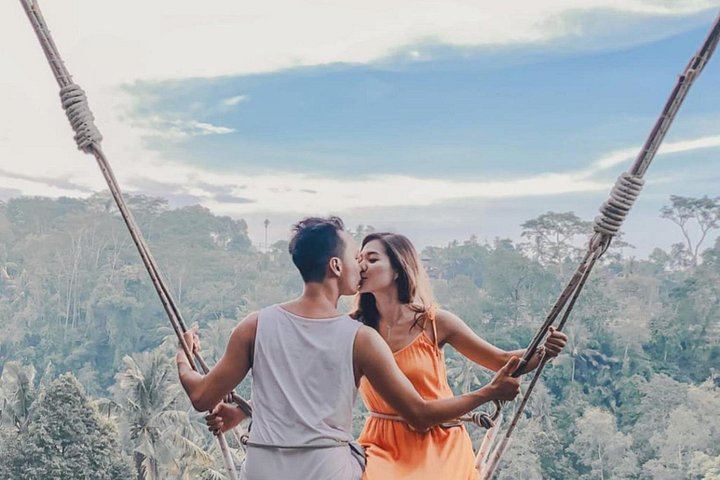 Ubud Private Tour: Kanto Lampo, Tibumana and Tukad Cepung Waterfalls with Swing (2/12)