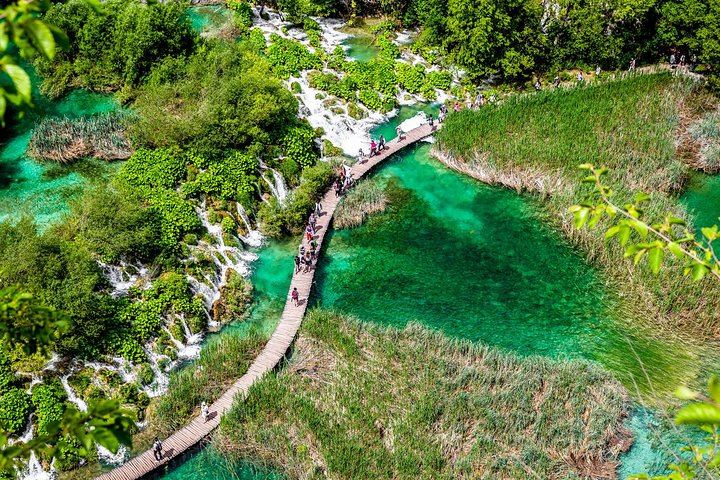 Gray Line Croatia Plitvice Lakes Guided Tour from Split, Trogir or Omis (6/11)