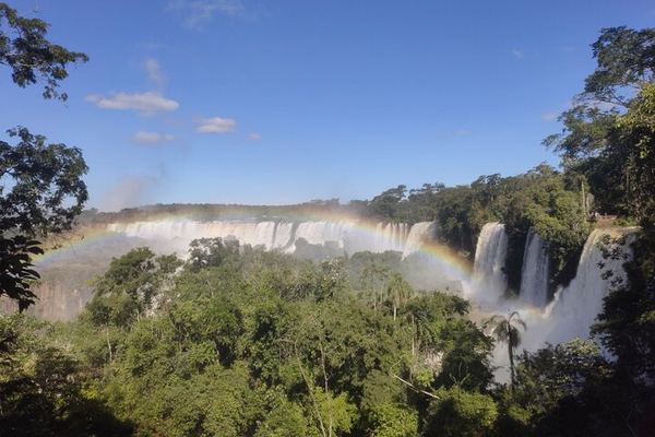 Private 2-Day Iguazu Falls Tour, Both Sides, Park Vehicle Access and Border Lane