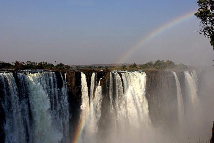Victoria Falls Cross-Border Guided Tour, Four Hours at the Falls, Lodge Transfer (10/10)