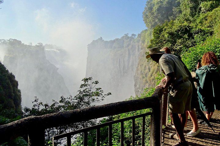 Victoria Falls Cross-Border Guided Tour, Four Hours at the Falls, Lodge Transfer (7/10)