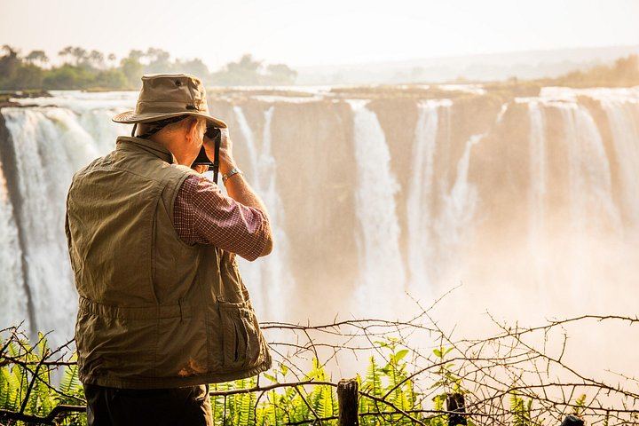 Victoria Falls Guided Walk from the Main Entrance with a Local Guide (6/11)