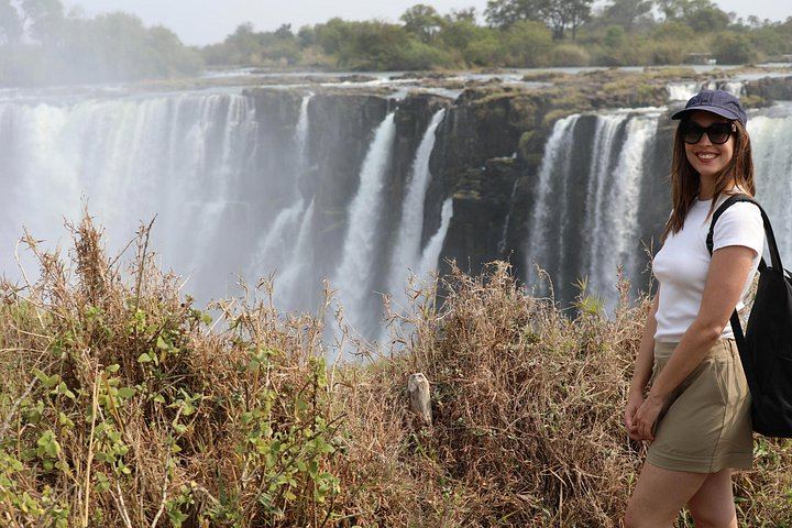 Victoria Falls Guided Walk from the Main Entrance with a Local Guide (8/11)