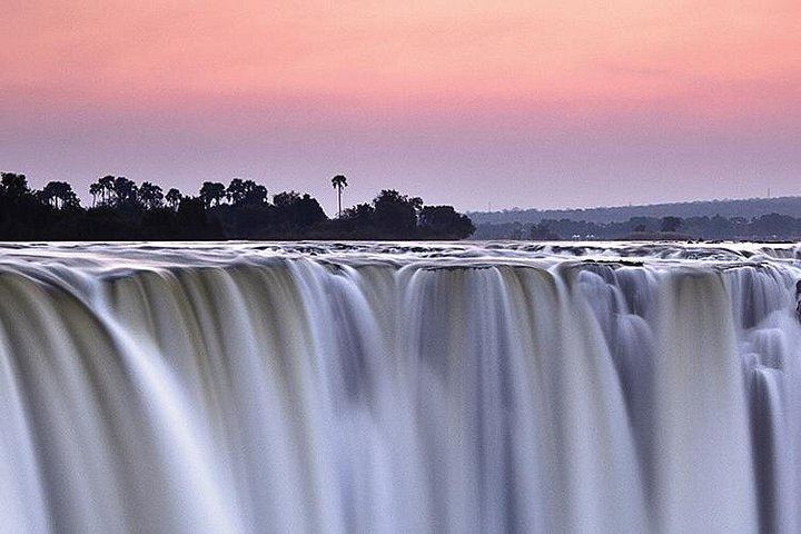 Victoria Falls Guided Tour by Arnolubi Safaris, Zambian and Zimbabwean Sides (3/12)