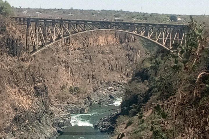 Victoria Falls Guided Tour by Arnolubi Safaris, Zambian and Zimbabwean Sides (12/12)
