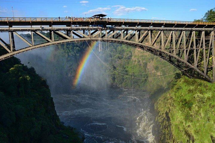 Victoria Falls Guided Tour by Arnolubi Safaris, Zambian and Zimbabwean Sides (4/12)
