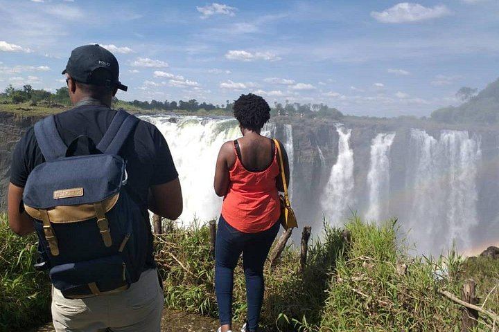 Victoria Falls Guided Walk from the Main Entrance with a Local Guide (3/11)