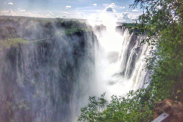 Victoria Falls Walking Tour with Local Guides, Falls Trail and Victoria Falls Bridge (1/12)