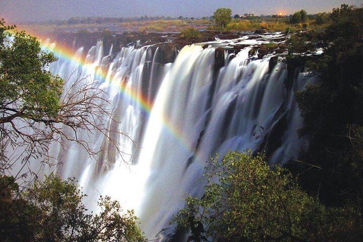 Victoria Falls Two Hour Walking Tour with Local Stories and Big Tree (5/12)