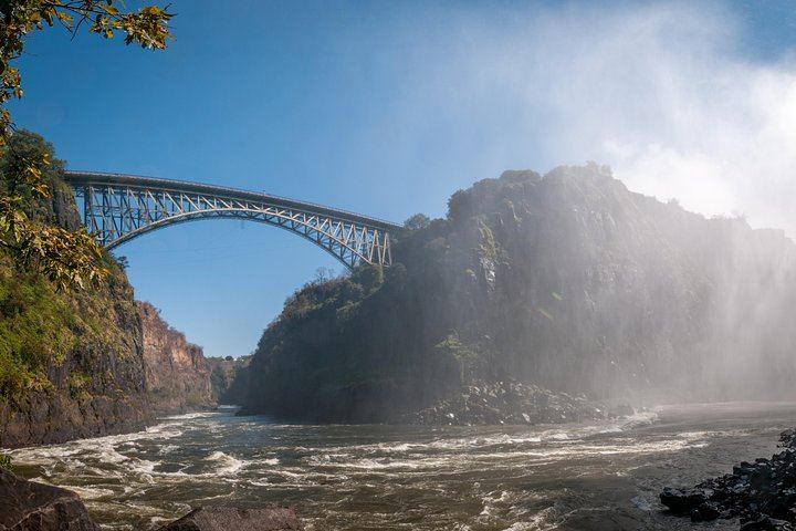 Victoria Falls Walking Tour with Local Guides, Falls Trail and Victoria Falls Bridge (2/12)