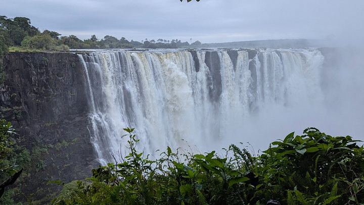 Victoria Falls Two Hour Guided Experience with Transport and Photo Help (1/9)