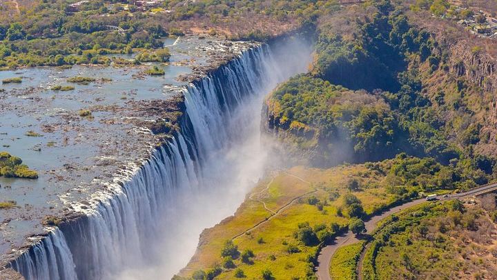 Kazungula Airstrip Helicopter Flight over Victoria Falls, Batoka Gorge and Zambezi Park (4/12)